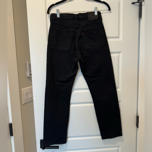 Levi’s Wedgie Straight Black - Size 24 - EUC - Picture 2 of 2